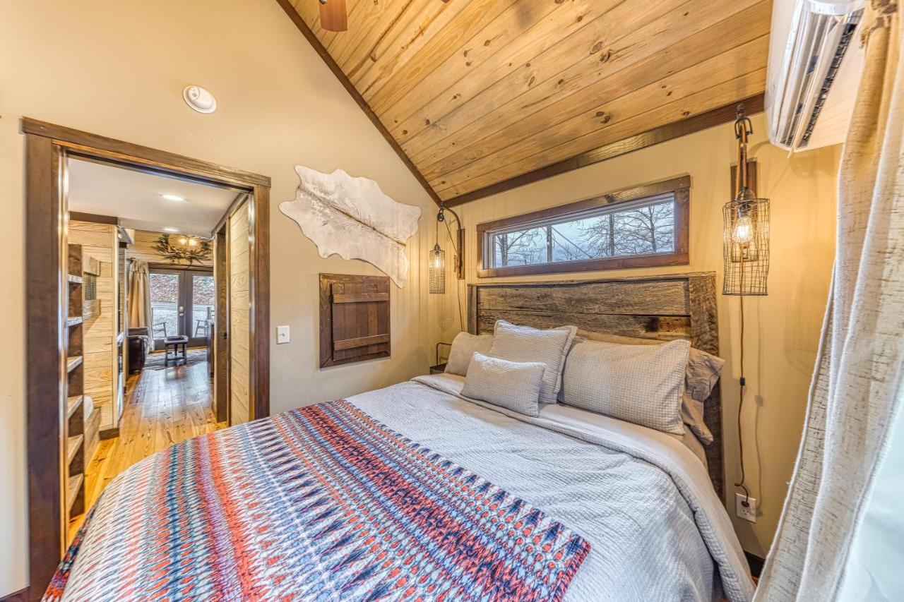 Smoky Mountain Tiny Home Pigeon Forge Luaran gambar